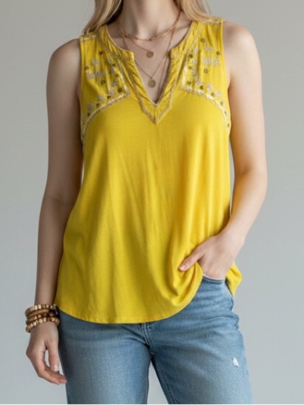 Banana Republic Yellow Embroidered V-Neck Sleeveless Tank Top Boho Peasant S